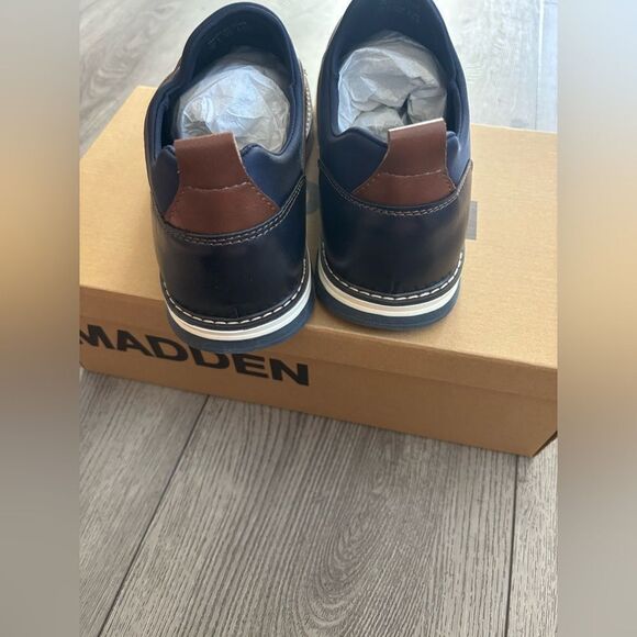 Steve Madden ortholite slip on dress shoes - Picture 4 of 7